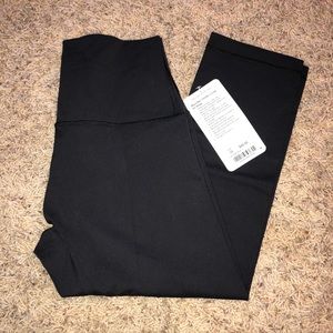 BNWT lululemon Black wonder unders
